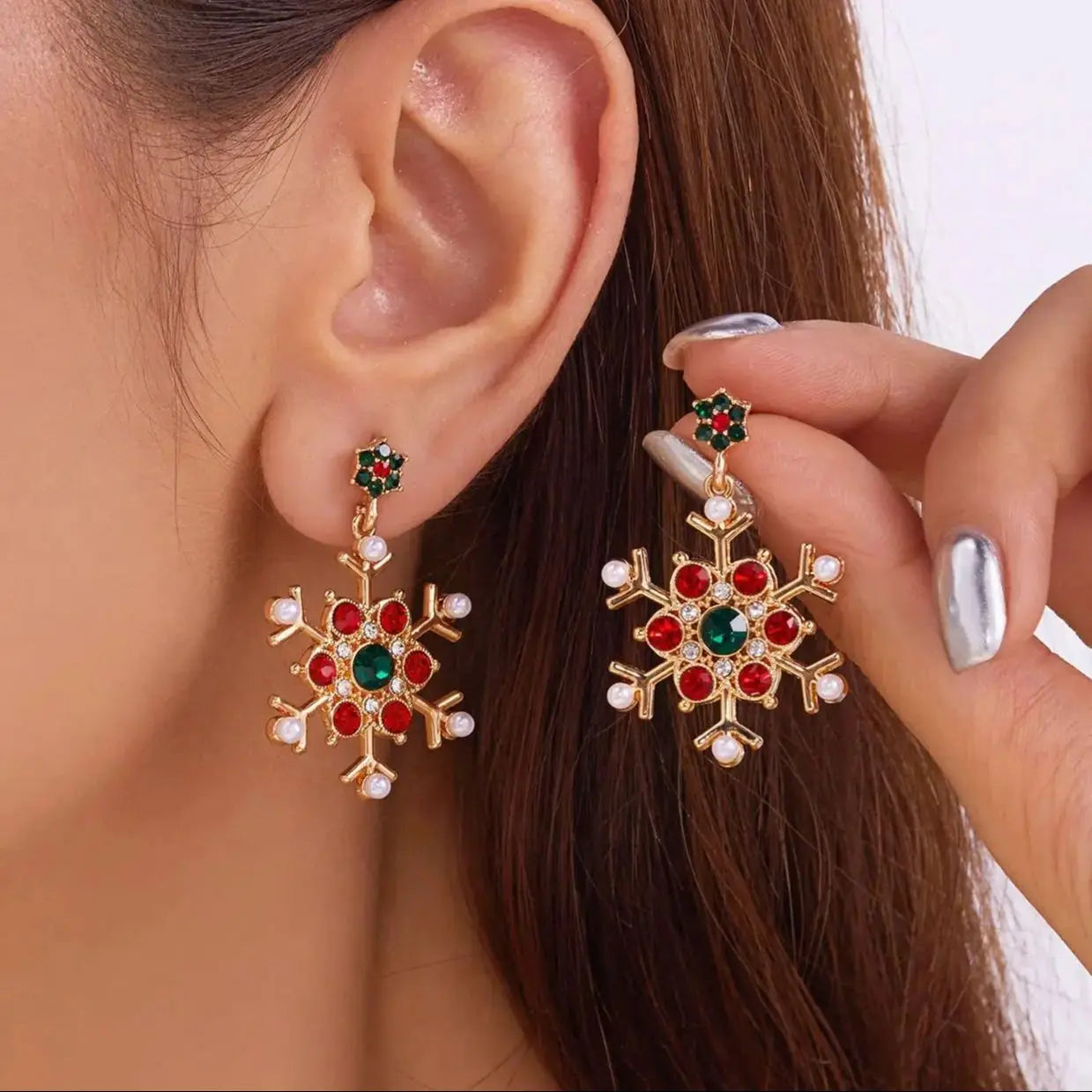 Delicate Multicolor Christmas Snowflake Stud Earrings for Women Zircon Pearl Dangle Piercing Earrings Girl New Year Party Gifts